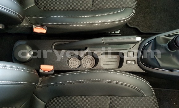 Tenga Tsaru Renault Clio Zvimwe Mota in Chingola in Zambia Tenga Tsaru Renault Clio Zvimwe Mota in Chingola in Zambia