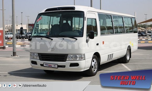Nunua Imported Toyota Coaster Nyeupe Gari ndani ya Import - Dubai nchini Zambia Nunua Imported Toyota Coaster Nyeupe Gari ndani ya Import - Dubai nchini Zambia
