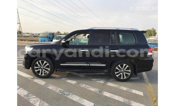 Acheter Import Voiture Toyota Land Cruiser Noir à Import - Dubai, Zambie Acheter Import Voiture Toyota Land Cruiser Noir à Import - Dubai, Zambie