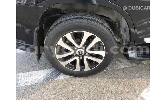 Acheter Import Voiture Toyota Land Cruiser Noir à Import - Dubai, Zambie Acheter Import Voiture Toyota Land Cruiser Noir à Import - Dubai, Zambie