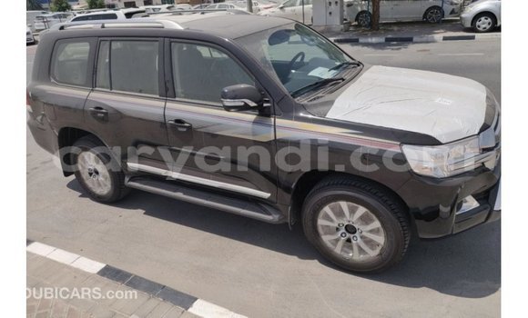 Nunua Imported Toyota Land Cruiser Nyeusi Gari ndani ya Import - Dubai nchini Zambia Nunua Imported Toyota Land Cruiser Nyeusi Gari ndani ya Import - Dubai nchini Zambia