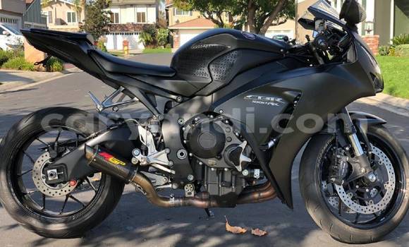 Buy Used Honda CBR 1000 RR Black Bike in Lusaka in Zambia Buy Used Honda CBR 1000 RR Black Bike in Lusaka in Zambia