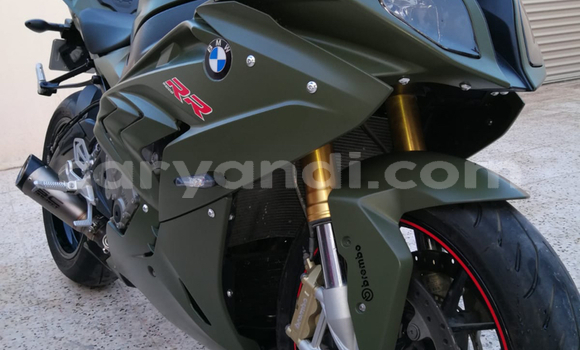 Buy Used BMW S 1000 Beige Bike in Lusaka in Zambia