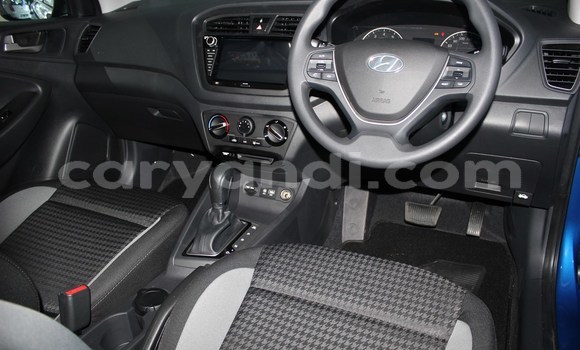 Tenga Tsaru Mazda 3 Zvimwe Mota in Livingstone in Zambia Tenga Tsaru Mazda 3 Zvimwe Mota in Livingstone in Zambia