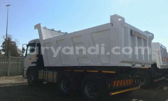 Tenga Tsaru Nissan UD Chena Rori in Livingstone in Zambia Tenga Tsaru Nissan UD Chena Rori in Livingstone in Zambia