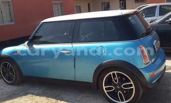 Nunua Ilio tumika MINI Cooper Nyeusi Gari ndani ya Chipata nchini Zambia Nunua Ilio tumika MINI Cooper Nyeusi Gari ndani ya Chipata nchini Zambia
