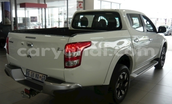 Tenga Tsaru Mitsubishi Triton Chena Mota in Lusaka in Zambia Tenga Tsaru Mitsubishi Triton Chena Mota in Lusaka in Zambia