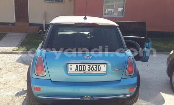 Nunua Ilio tumika MINI Cooper Nyeusi Gari ndani ya Chipata nchini Zambia Nunua Ilio tumika MINI Cooper Nyeusi Gari ndani ya Chipata nchini Zambia