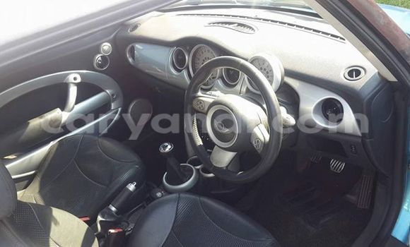Nunua Ilio tumika MINI Cooper Nyeusi Gari ndani ya Chipata nchini Zambia Nunua Ilio tumika MINI Cooper Nyeusi Gari ndani ya Chipata nchini Zambia