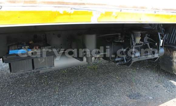 Acheter Occasion Utilitaire Hino 300 Series Blanc à Lusaka, Zambie Acheter Occasion Utilitaire Hino 300 Series Blanc à Lusaka, Zambie