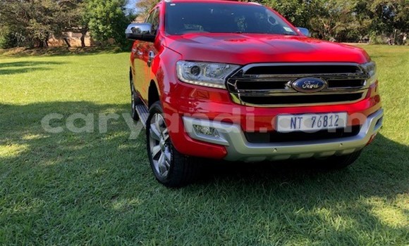 Acheter Occasion Voiture Ford Everest Rouge à Livingstone, Zambie Acheter Occasion Voiture Ford Everest Rouge à Livingstone, Zambie
