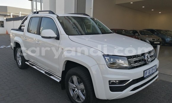 Buy Used Volkswagen Amarok White Car in Livingstone in Zambia Buy Used Volkswagen Amarok White Car in Livingstone in Zambia