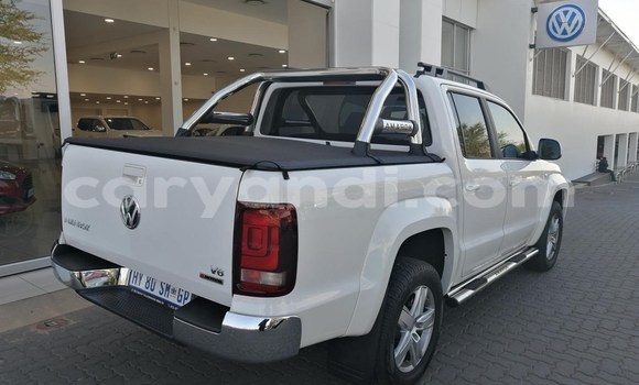 Buy Used Volkswagen Amarok White Car in Livingstone in Zambia Buy Used Volkswagen Amarok White Car in Livingstone in Zambia