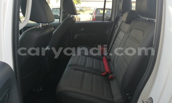 Buy Used Volkswagen Amarok White Car in Livingstone in Zambia Buy Used Volkswagen Amarok White Car in Livingstone in Zambia