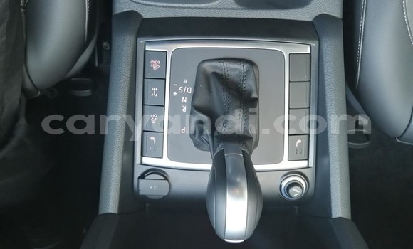 Buy Used Volkswagen Amarok White Car in Livingstone in Zambia Buy Used Volkswagen Amarok White Car in Livingstone in Zambia