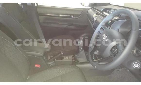 Buy Used Toyota Hilux White Car in Lusaka in Zambia Buy Used Toyota Hilux White Car in Lusaka in Zambia