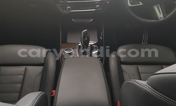 Nunua Ilio tumika BMW X3 Nyeupe Gari ndani ya Livingstone nchini Zambia Nunua Ilio tumika BMW X3 Nyeupe Gari ndani ya Livingstone nchini Zambia