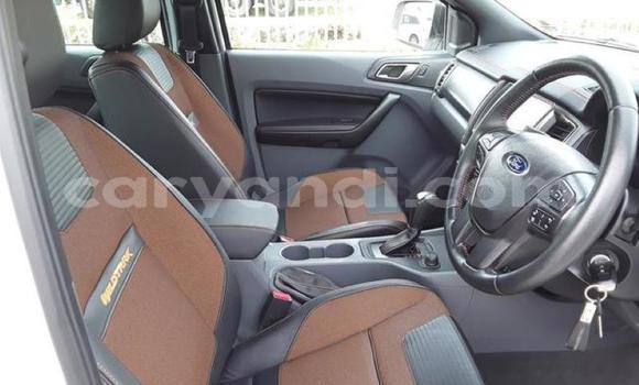 Acheter Occasion Voiture Ford Ranger Blanc à Lusaka, Zambie Acheter Occasion Voiture Ford Ranger Blanc à Lusaka, Zambie