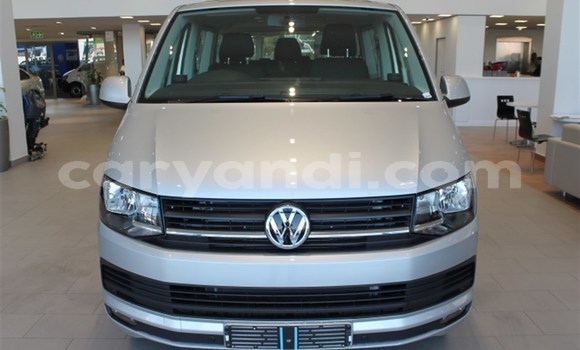 Acheter Occasion Voiture Volkswagen Quantum Blanc à Livingstone, Zambie Acheter Occasion Voiture Volkswagen Quantum Blanc à Livingstone, Zambie