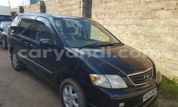 Nunua Ilio tumika Mazda 323 Nyeusi Gari ndani ya Chingola nchini Zambia Nunua Ilio tumika Mazda 323 Nyeusi Gari ndani ya Chingola nchini Zambia