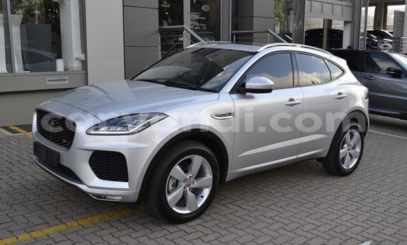 Acheter Occasion Voiture Jaguar F-Pace Autre à Livingstone, Zambie Acheter Occasion Voiture Jaguar F-Pace Autre à Livingstone, Zambie