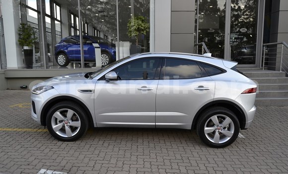 Acheter Occasion Voiture Jaguar F-Pace Autre à Livingstone, Zambie Acheter Occasion Voiture Jaguar F-Pace Autre à Livingstone, Zambie