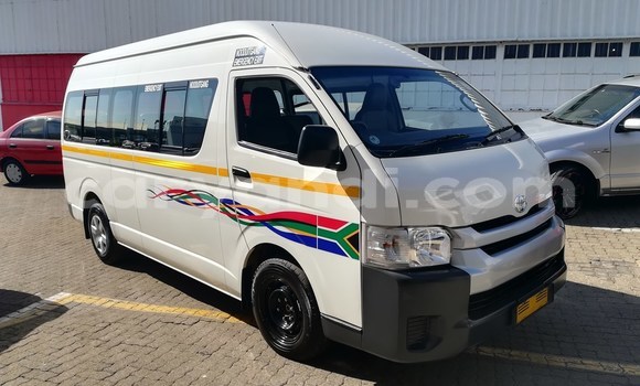 Tenga Tsaru Toyota Sprinter Zvimwe Mota in Livingstone in Zambia Tenga Tsaru Toyota Sprinter Zvimwe Mota in Livingstone in Zambia