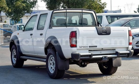 Buy Import Nissan NP 300 White Car in Import - Dubai in Zambia Buy Import Nissan NP 300 White Car in Import - Dubai in Zambia