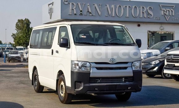 Buy Import Toyota Hiace White Car in Import - Dubai in Zambia Buy Import Toyota Hiace White Car in Import - Dubai in Zambia