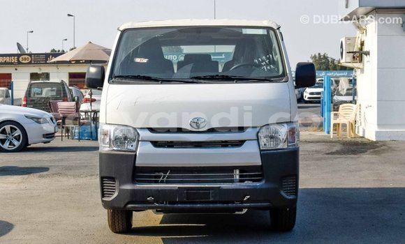Buy Import Toyota Hiace White Car in Import - Dubai in Zambia Buy Import Toyota Hiace White Car in Import - Dubai in Zambia