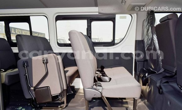 Buy Import Toyota Hiace White Car in Import - Dubai in Zambia Buy Import Toyota Hiace White Car in Import - Dubai in Zambia