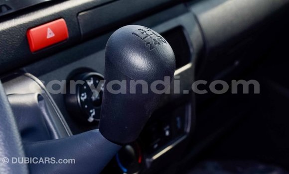 Buy Import Toyota Hiace White Car in Import - Dubai in Zambia Buy Import Toyota Hiace White Car in Import - Dubai in Zambia