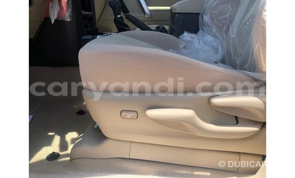Acheter Import Voiture Toyota Prado Blanc à Import - Dubai, Zambie Acheter Import Voiture Toyota Prado Blanc à Import - Dubai, Zambie