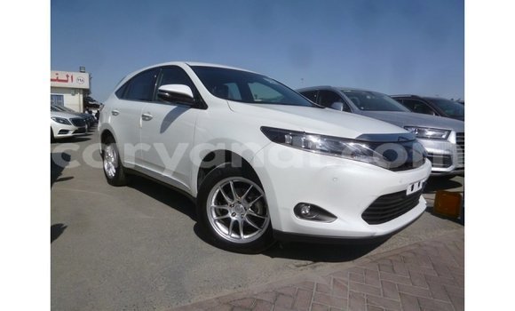 Nunua Imported Toyota Harrier Nyeupe Gari ndani ya Import - Dubai nchini Zambia Nunua Imported Toyota Harrier Nyeupe Gari ndani ya Import - Dubai nchini Zambia