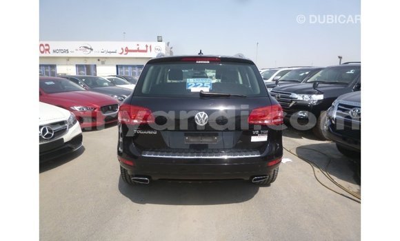 Nunua Imported Volkswagen Touareg Nyeusi Gari ndani ya Import - Dubai nchini Zambia Nunua Imported Volkswagen Touareg Nyeusi Gari ndani ya Import - Dubai nchini Zambia