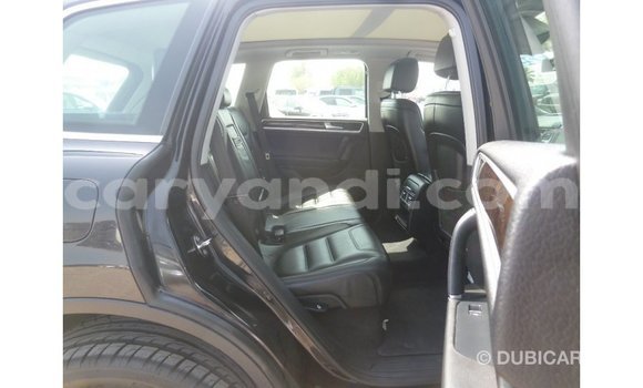 Nunua Imported Volkswagen Touareg Nyeusi Gari ndani ya Import - Dubai nchini Zambia Nunua Imported Volkswagen Touareg Nyeusi Gari ndani ya Import - Dubai nchini Zambia