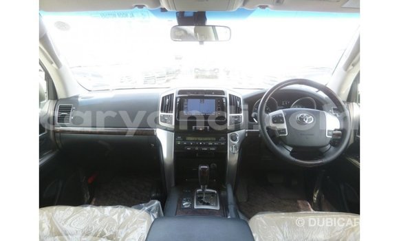 Nunua Imported Toyota Land Cruiser Nyingine Gari ndani ya Import - Dubai nchini Zambia Nunua Imported Toyota Land Cruiser Nyingine Gari ndani ya Import - Dubai nchini Zambia