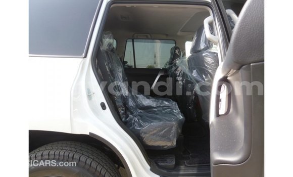 Nunua Imported Toyota Prado Nyeupe Gari ndani ya Import - Dubai nchini Zambia Nunua Imported Toyota Prado Nyeupe Gari ndani ya Import - Dubai nchini Zambia