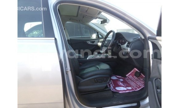 Nunua Imported Audi Q7 Nyingine Gari ndani ya Import - Dubai nchini Zambia Nunua Imported Audi Q7 Nyingine Gari ndani ya Import - Dubai nchini Zambia