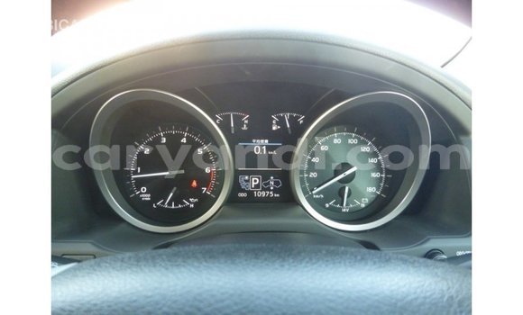 Nunua Imported Toyota Land Cruiser Nyeupe Gari ndani ya Import - Dubai nchini Zambia Nunua Imported Toyota Land Cruiser Nyeupe Gari ndani ya Import - Dubai nchini Zambia