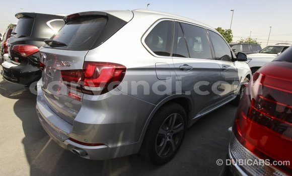 Nunua Imported BMW X5 Nyingine Gari ndani ya Import - Dubai nchini Zambia Nunua Imported BMW X5 Nyingine Gari ndani ya Import - Dubai nchini Zambia
