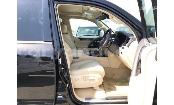 Nunua Imported Lexus LX Nyeusi Gari ndani ya Import - Dubai nchini Zambia Nunua Imported Lexus LX Nyeusi Gari ndani ya Import - Dubai nchini Zambia