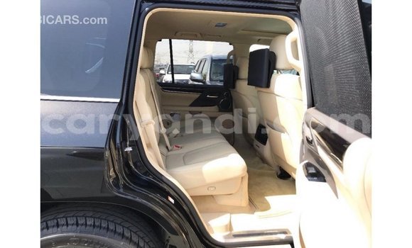 Nunua Imported Lexus LX Nyeusi Gari ndani ya Import - Dubai nchini Zambia Nunua Imported Lexus LX Nyeusi Gari ndani ya Import - Dubai nchini Zambia