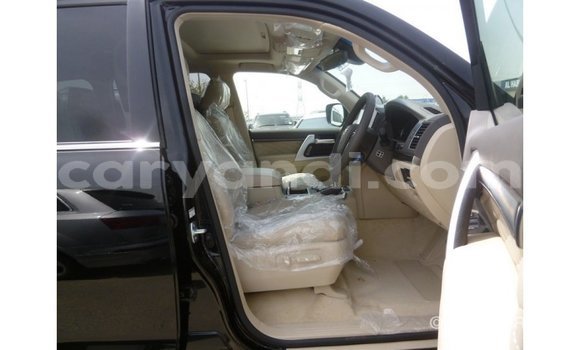 Nunua Imported Toyota Land Cruiser Nyeusi Gari ndani ya Import - Dubai nchini Zambia Nunua Imported Toyota Land Cruiser Nyeusi Gari ndani ya Import - Dubai nchini Zambia