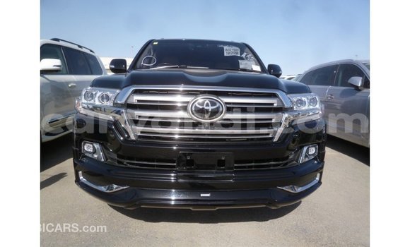 Nunua Imported Toyota Land Cruiser Nyeusi Gari ndani ya Import - Dubai nchini Zambia Nunua Imported Toyota Land Cruiser Nyeusi Gari ndani ya Import - Dubai nchini Zambia