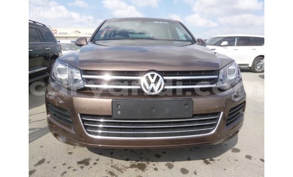 Acheter Import Voiture Volkswagen Touareg Marron à Import - Dubai, Zambie Acheter Import Voiture Volkswagen Touareg Marron à Import - Dubai, Zambie