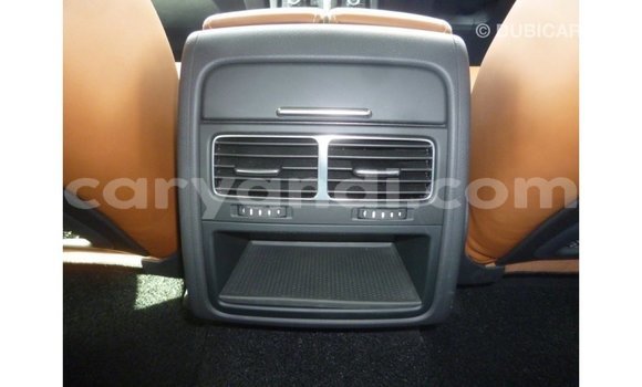 Acheter Import Voiture Volkswagen Touareg Marron à Import - Dubai, Zambie Acheter Import Voiture Volkswagen Touareg Marron à Import - Dubai, Zambie