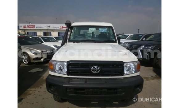 Buy Import Toyota Land Cruiser White Car in Import - Dubai in Zambia Buy Import Toyota Land Cruiser White Car in Import - Dubai in Zambia