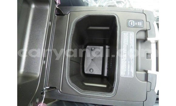 Acheter Import Voiture Toyota Land Cruiser Noir à Import - Dubai, Zambie Acheter Import Voiture Toyota Land Cruiser Noir à Import - Dubai, Zambie