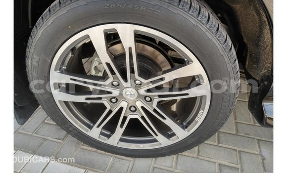Acheter Import Voiture Toyota Land Cruiser Noir à Import - Dubai, Zambie Acheter Import Voiture Toyota Land Cruiser Noir à Import - Dubai, Zambie